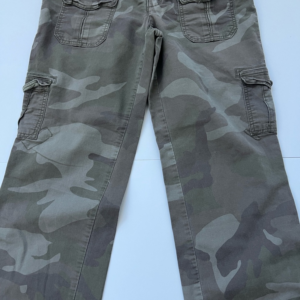 Vintage American eagle Camouflage Cargo Pants - Picture 3 of 8